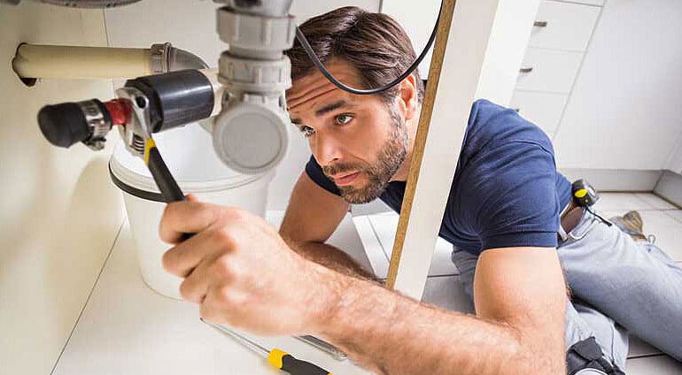 Plumbers Clapton